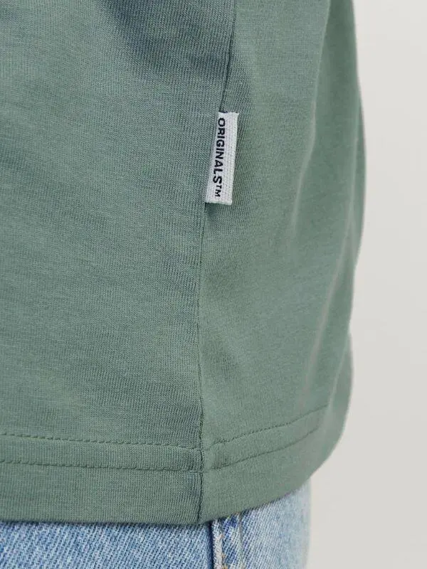 Støvet grønn - merke